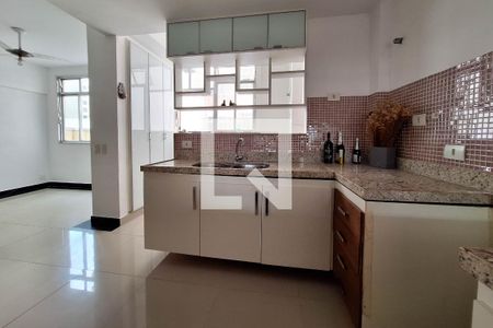 Apartamento à venda com 98m², 3 quartos e sem vagaCozinha