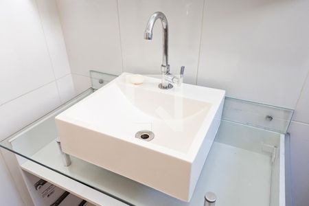 Banheiro de apartamento para alugar com 1 quarto, 45m² em Paulicéia, São Bernardo do Campo