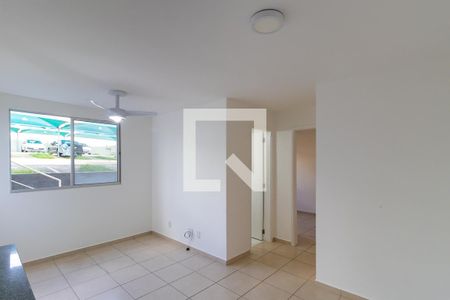 Sala de apartamento à venda com 2 quartos, 71m² em Fazenda Santa Cândida, Campinas