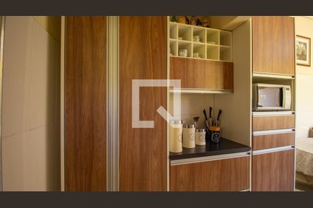 Casa à venda com 108m², 2 quartos e 1 vaga Casa à venda com 108m², 2 quartos e 1 vagaCozinha - Armários