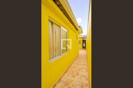 Casa à venda com 108m², 2 quartos e 1 vaga Casa à venda com 108m², 2 quartos e 1 vagaCorredor