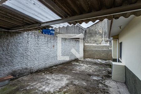 Casa à venda com 80m², 2 quartos e 3 vagasÁrea de serviço e quintal