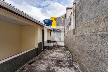 Casa à venda com 80m², 2 quartos e 3 vagasQuintal e garagem