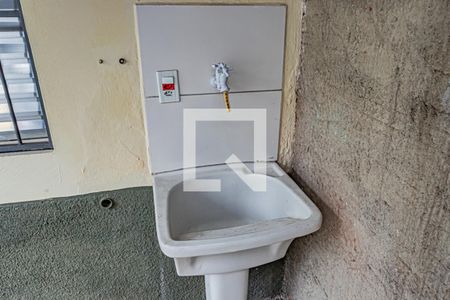 Casa à venda com 80m², 2 quartos e 3 vagasÁrea de serviço e quintal