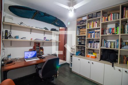 Casa à venda com 116m², 3 quartos e 1 vagaSuíte 1