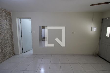 Casa para alugar com 65m², 1 quarto e 2 vagasQuarto 1