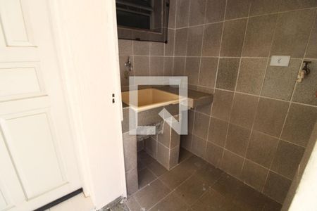 Casa para alugar com 65m², 1 quarto e 2 vagasArea de serviço