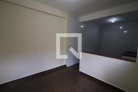 Sala integrada com a Cozinha de casa para alugar com 1 quarto, 65m² em Jardim Japao, São Paulo