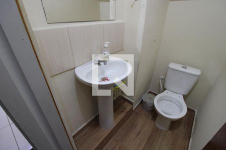 Casa para alugar com 65m², 1 quarto e 2 vagasLavabo