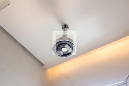 Detalhe do banheiro de apartamento para alugar com 1 quarto, 50m² em Empresarial 18 do Forte, Barueri