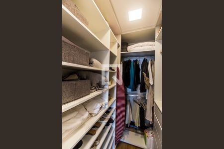 Apartamento para alugar com 50m², 1 quarto e 1 vaga Apartamento para alugar com 50m², 1 quarto e 1 vagaCloset