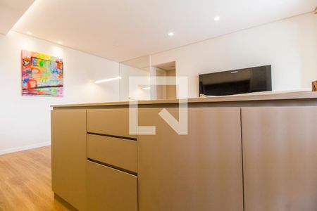 Cozinha de apartamento para alugar com 1 quarto, 50m² em Empresarial 18 do Forte, Barueri