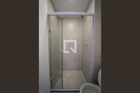 Banheiro de apartamento para alugar com 1 quarto, 35m² em Várzea da Barra Funda, São Paulo