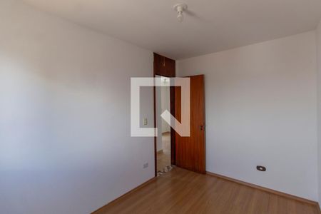 Quarto 1 de apartamento para alugar com 2 quartos, 52m² em Vila Santana, São Paulo