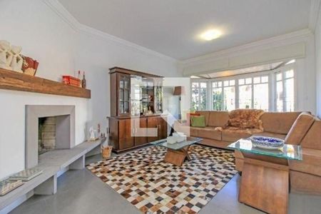 Casa à venda com 4 quartos, 455m² em Chácara das Pedras, Porto Alegre