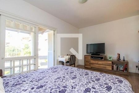 Casa à venda com 4 quartos, 455m² em Chácara das Pedras, Porto Alegre