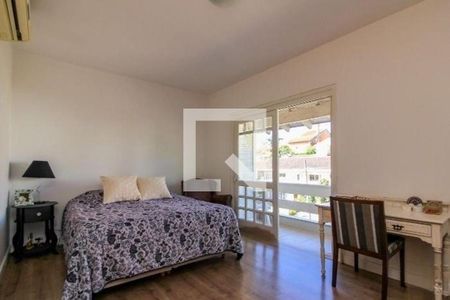 Casa à venda com 4 quartos, 455m² em Chácara das Pedras, Porto Alegre