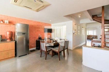 Casa à venda com 4 quartos, 455m² em Chácara das Pedras, Porto Alegre