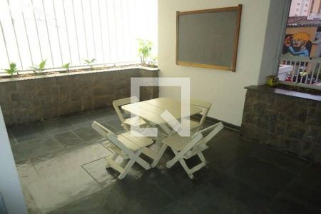 Apartamento à venda com 97m², 2 quartos e 1 vaga