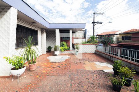 Casa à venda com 265m², 3 quartos e sem vagaVaranda