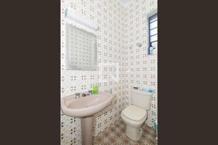 Casa à venda com 265m², 3 quartos e sem vagaBanheiro 2