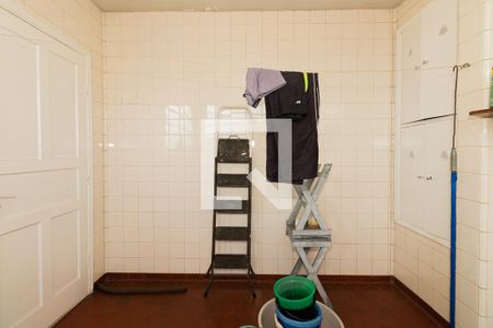 Casa à venda com 265m², 3 quartos e sem vagaÁrea de Serviço