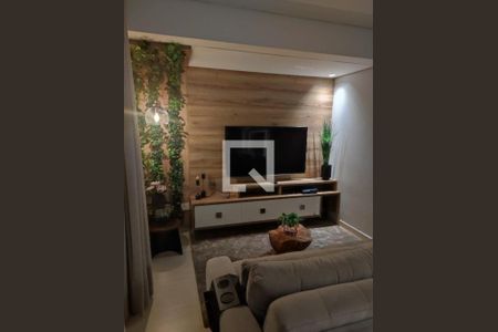 Casa à venda com 3 quartos, 200m² em Cidade Patriarca, São Paulo