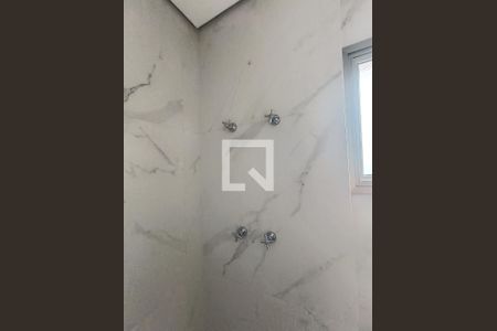 Apartamento à venda com 213m², 3 quartos e 4 vagasBanheiro da Suíte 1