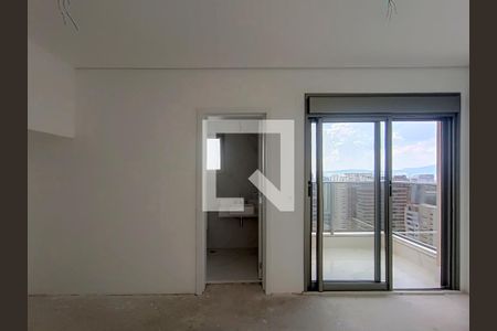 Apartamento à venda com 213m², 3 quartos e 4 vagasSuíte 1