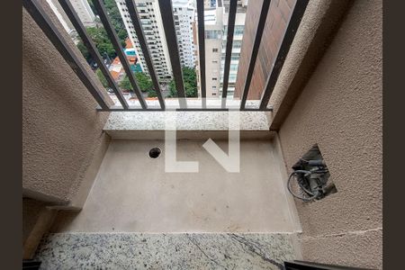 Apartamento à venda com 213m², 3 quartos e 4 vagasVaranda da Suíte 2