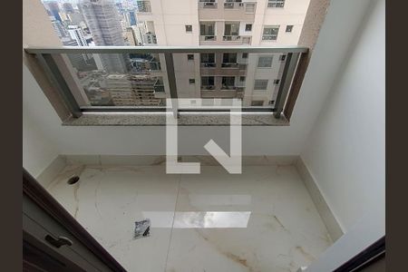 Apartamento à venda com 213m², 3 quartos e 4 vagasVaranda do Quarto 1