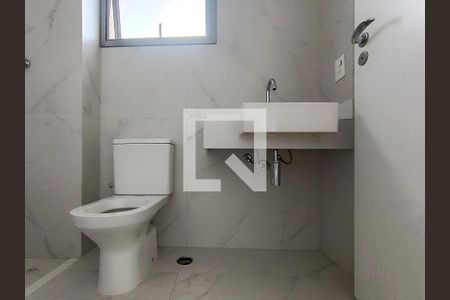 Apartamento à venda com 213m², 3 quartos e 4 vagasBanheiro da Suíte 1