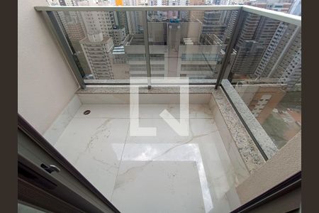 Apartamento à venda com 213m², 3 quartos e 4 vagasVaranda da Suíte 1