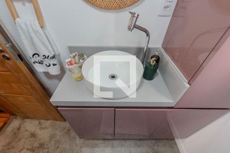 Banheiro de kitnet/studio para alugar com 1 quarto, 34m² em Consolação, São Paulo