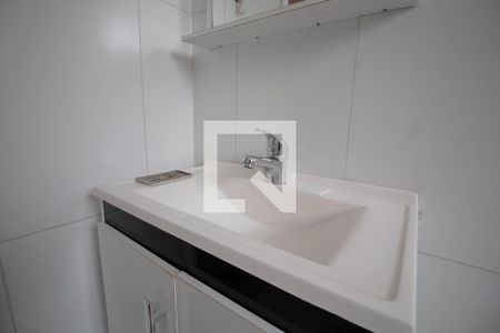 Apartamento à venda com 73m², 2 quartos e 1 vaga Apartamento à venda com 73m², 2 quartos e 1 vagaBanheiro