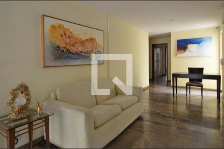 Apartamento à venda com 120m², 4 quartos e 2 vagas Apartamento à venda com 120m², 4 quartos e 2 vagasArea comum