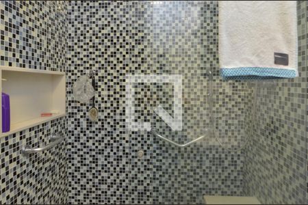 Apartamento à venda com 120m², 4 quartos e 2 vagas Apartamento à venda com 120m², 4 quartos e 2 vagasBanheiro