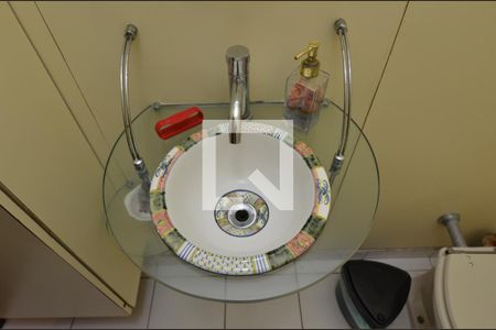 Apartamento à venda com 120m², 4 quartos e 2 vagas Apartamento à venda com 120m², 4 quartos e 2 vagasLavabo