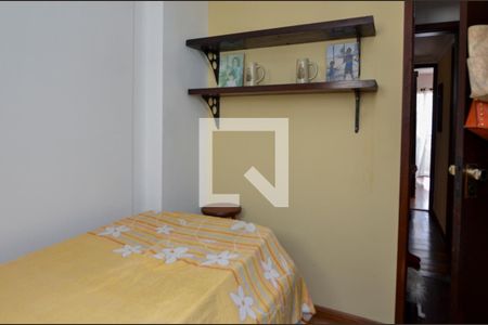 Apartamento à venda com 120m², 4 quartos e 2 vagas Apartamento à venda com 120m², 4 quartos e 2 vagasQuarto