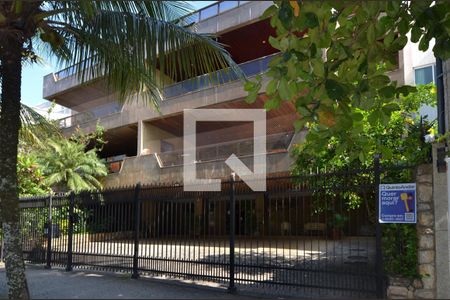 Apartamento à venda com 120m², 4 quartos e 2 vagas Apartamento à venda com 120m², 4 quartos e 2 vagasPlaquinha