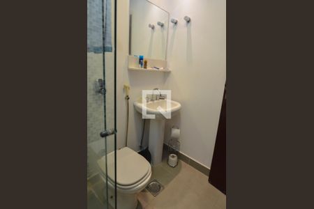 Apartamento à venda com 120m², 4 quartos e 2 vagas Apartamento à venda com 120m², 4 quartos e 2 vagasBanheiro