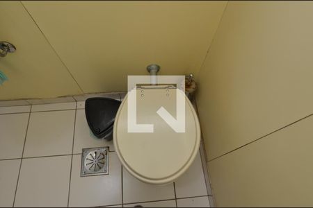 Apartamento à venda com 120m², 4 quartos e 2 vagas Apartamento à venda com 120m², 4 quartos e 2 vagasLavabo