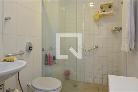 Apartamento à venda com 120m², 4 quartos e 2 vagas Apartamento à venda com 120m², 4 quartos e 2 vagasBanheiro