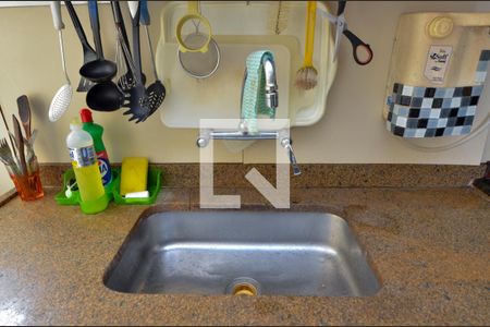 Apartamento à venda com 120m², 4 quartos e 2 vagas Apartamento à venda com 120m², 4 quartos e 2 vagasCozinha