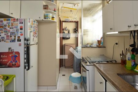Apartamento à venda com 120m², 4 quartos e 2 vagas Apartamento à venda com 120m², 4 quartos e 2 vagasCozinha