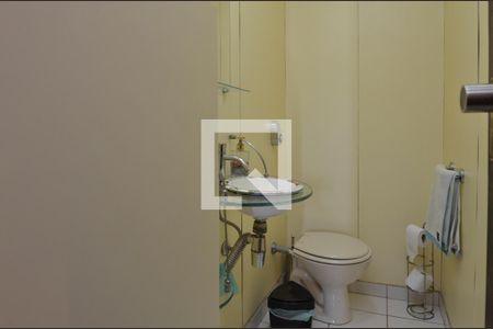 Apartamento à venda com 120m², 4 quartos e 2 vagas Apartamento à venda com 120m², 4 quartos e 2 vagasLavabo