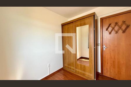 quarto 2 de apartamento para alugar com 3 quartos, 68m² em Carlos Prates, Belo Horizonte
