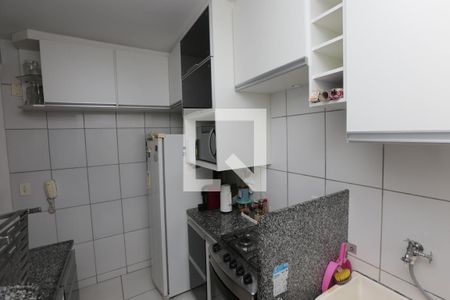 Cozinha de apartamento à venda com 3 quartos, 64m² em Diamante, Belo Horizonte