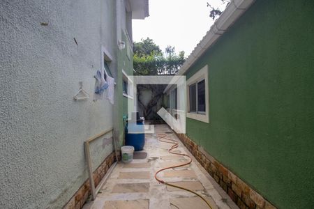 Casa de condomínio à venda com 358m², 4 quartos e 1 vaga Casa de condomínio à venda com 358m², 4 quartos e 1 vagaÁrea de Serviço