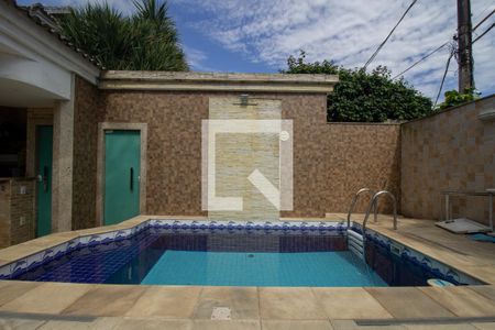 Casa de condomínio à venda com 358m², 4 quartos e 1 vaga Casa de condomínio à venda com 358m², 4 quartos e 1 vagaPiscina